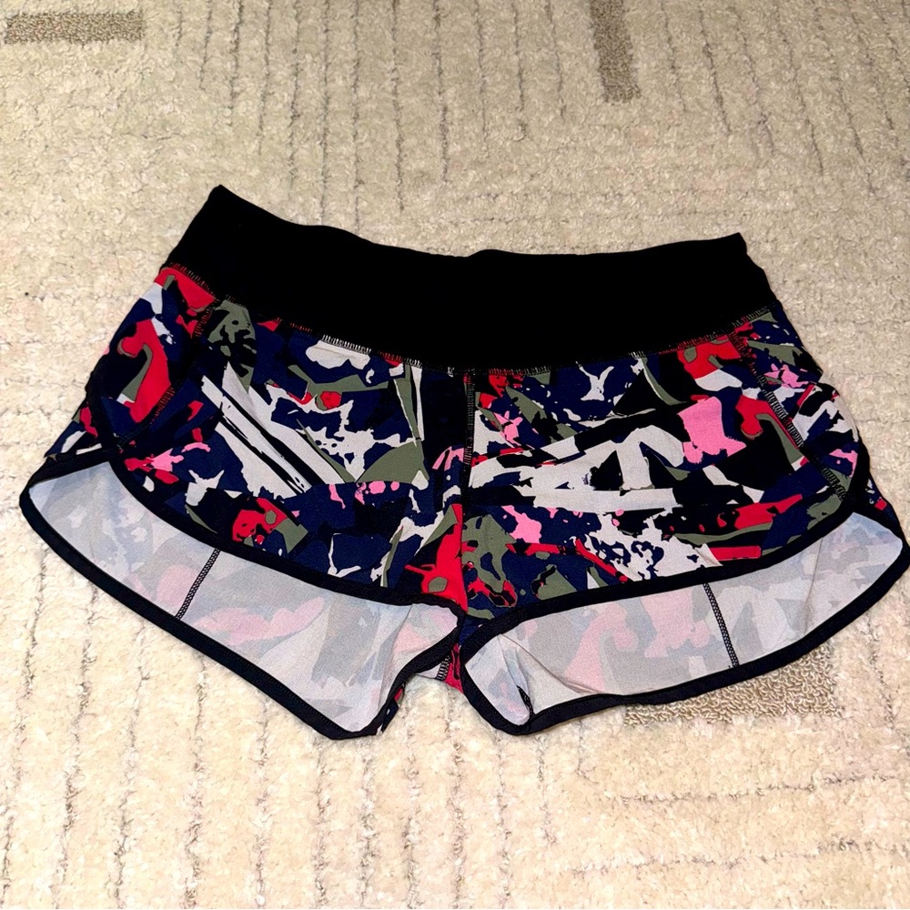 Lululemon | Size 6 Running Shorts